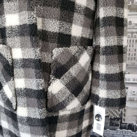 French Connection Coat - Picture 5 of 9